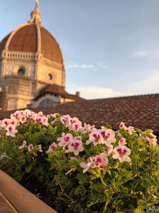Duomo Suites Florence Exterior photo