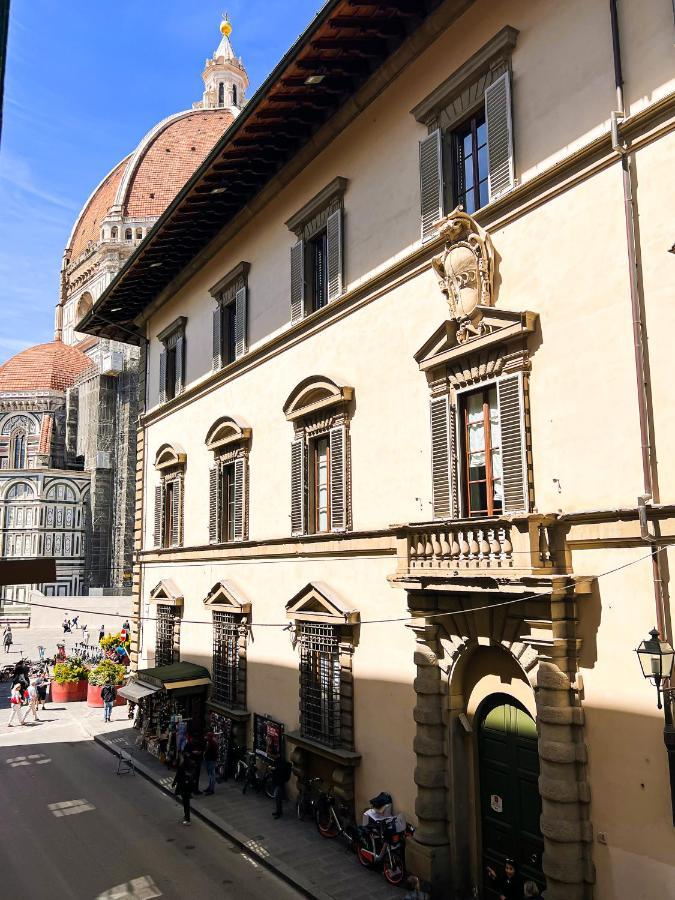Duomo Suites Florence Exterior photo